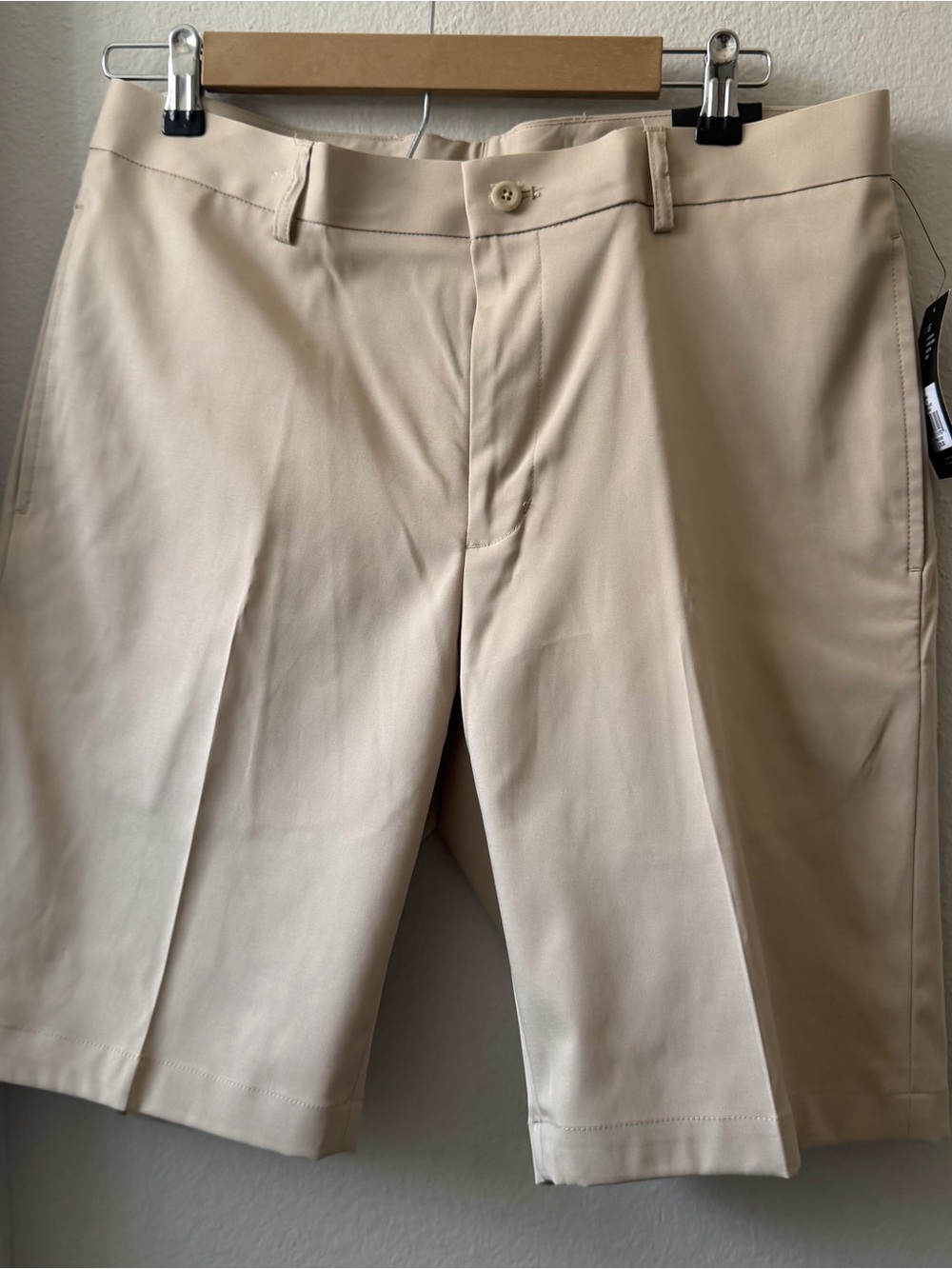 Slazenger Beige Athletic Pleated Golf Shorts
